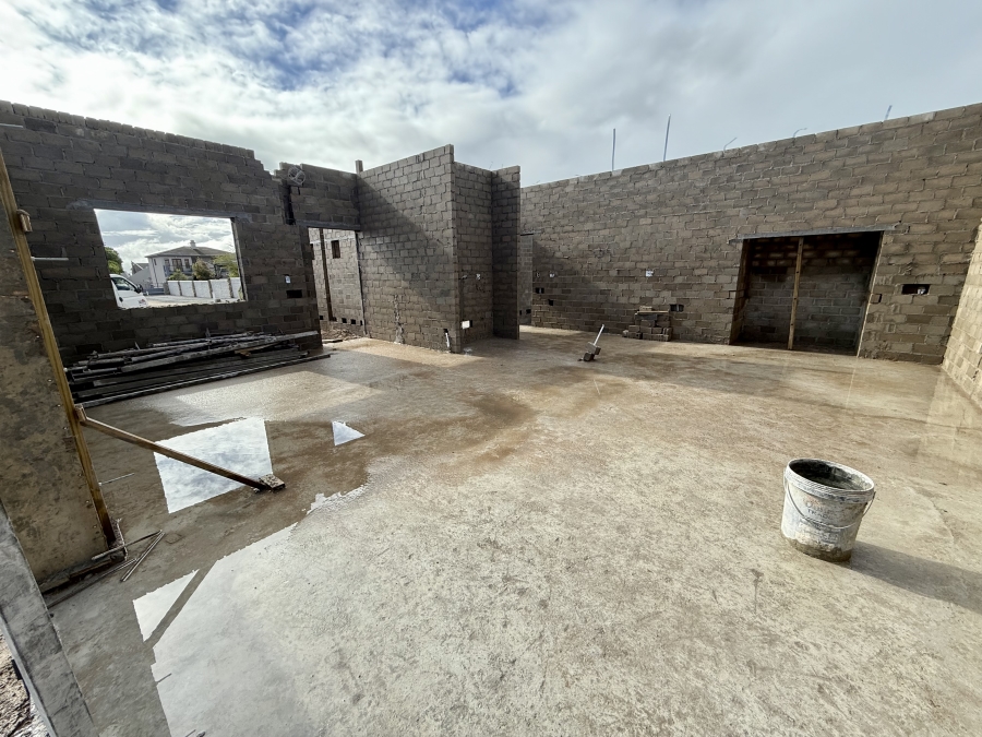 3 Bedroom Property for Sale in Myburgh Park Western Cape